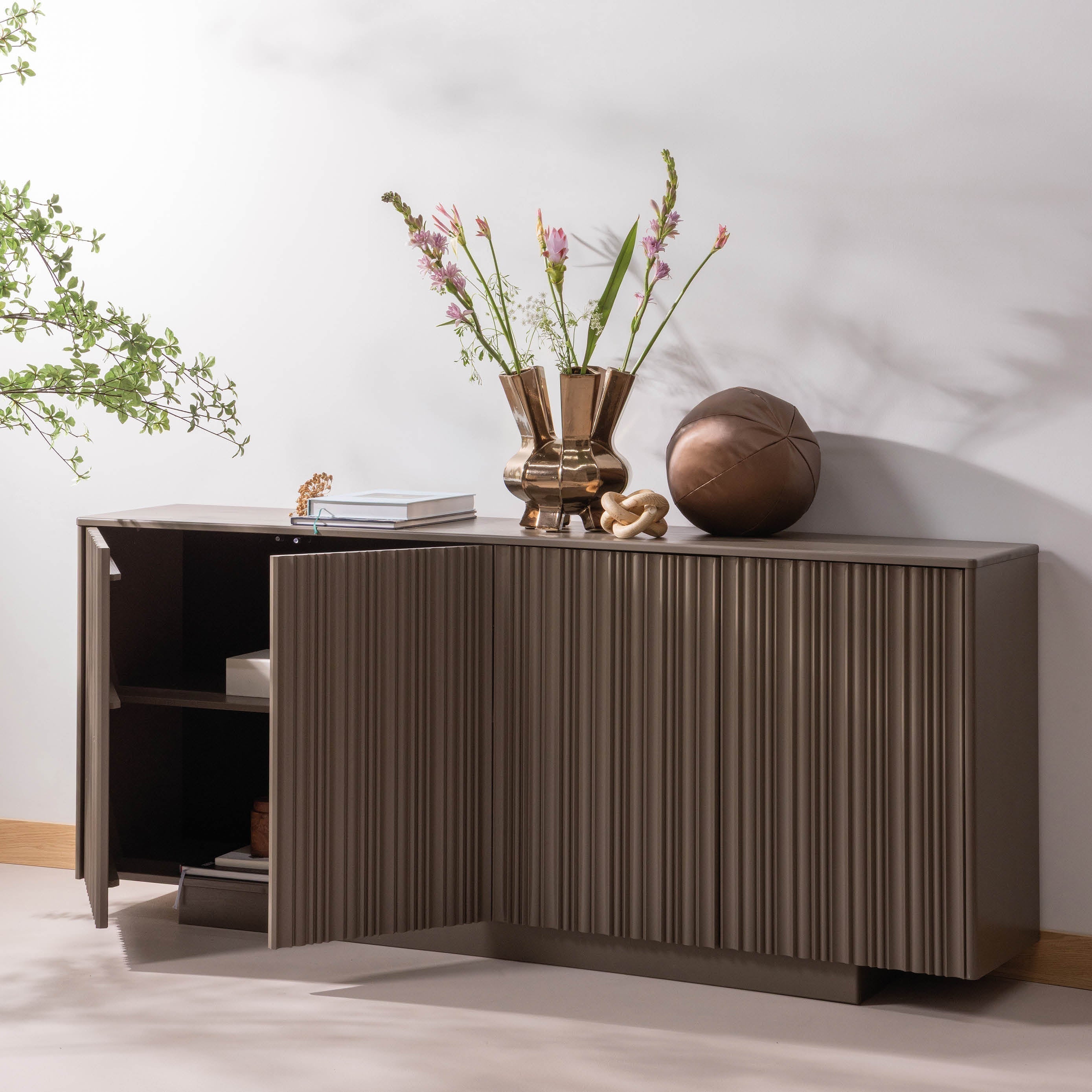 Zo pas je de Brutalisme-trend toe in je interieur