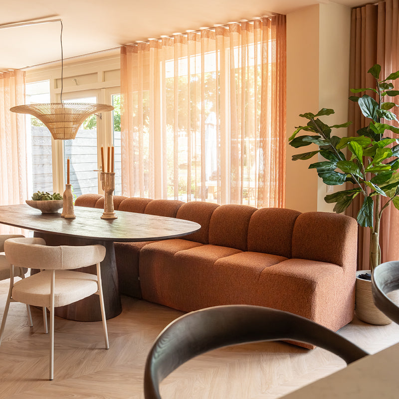 Binnenkijken: Een warm familiehuis vol karakter