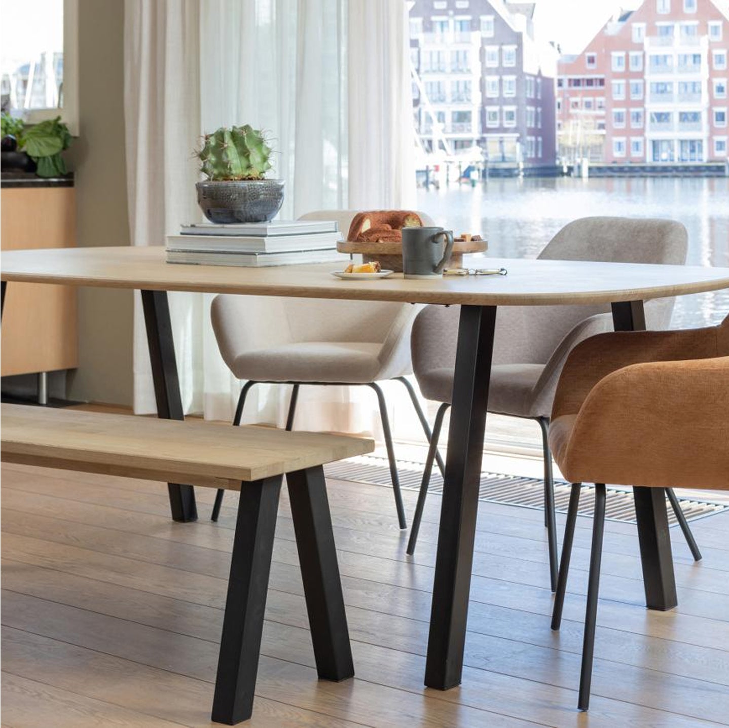 Welke eettafel past het beste bij jouw thuis?