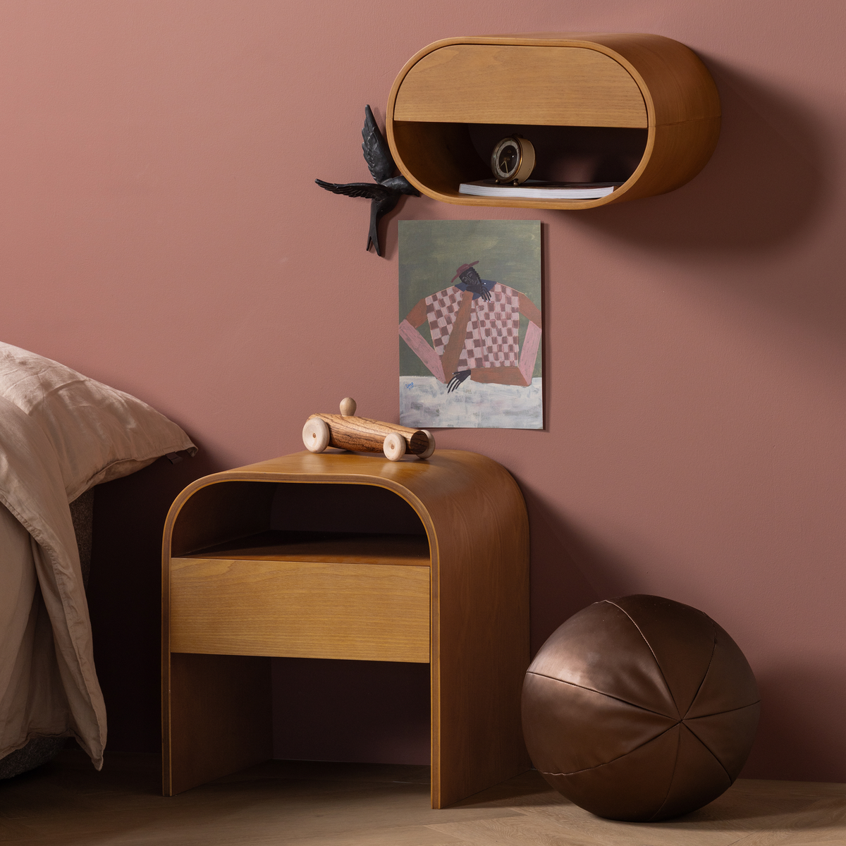 Momo nightstand/side table wood brown