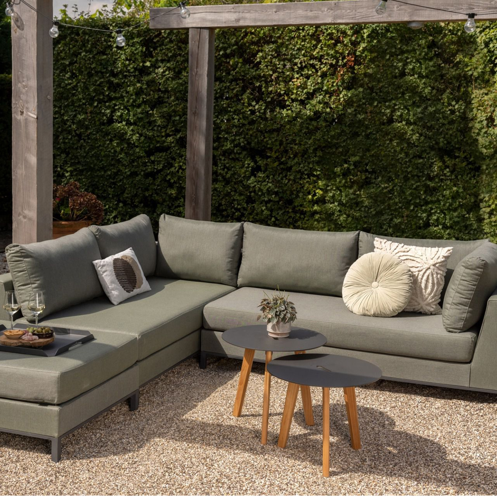 Sicilië loungeset tuin links groen, sfeerfoto