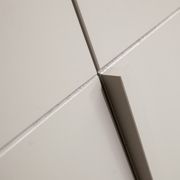 Pure 3-doors wardrobe splitdoor pine dust, detail